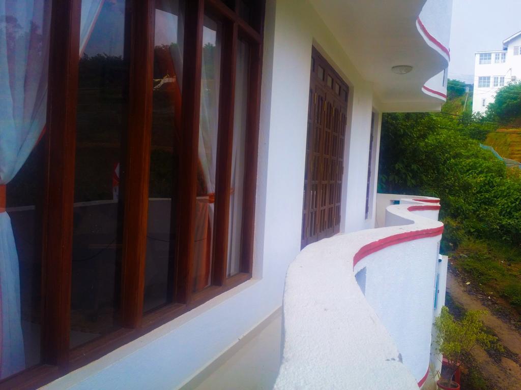 Yoho Toppass Breeze Hotel Nuwara Eliya Exterior photo